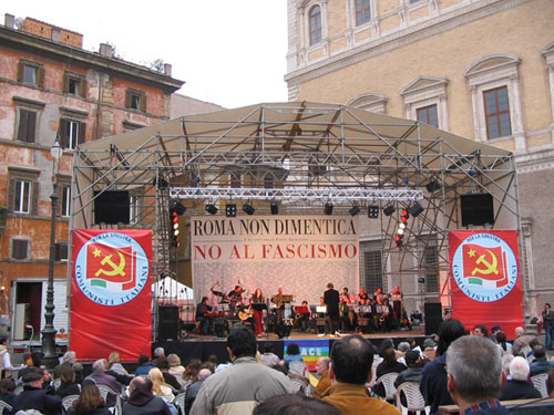 piazza farnese square in rome
