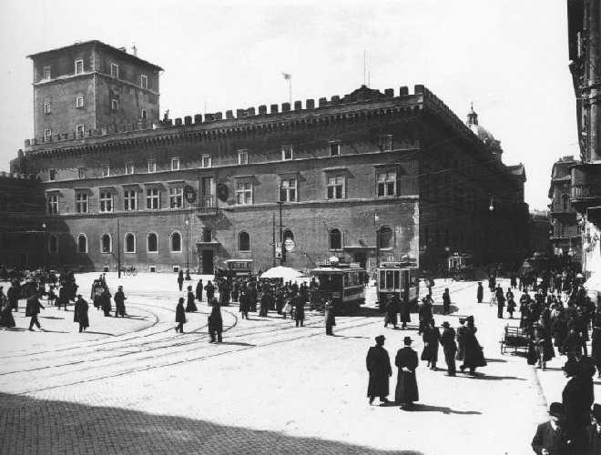 rome - old photo - piazza venezia