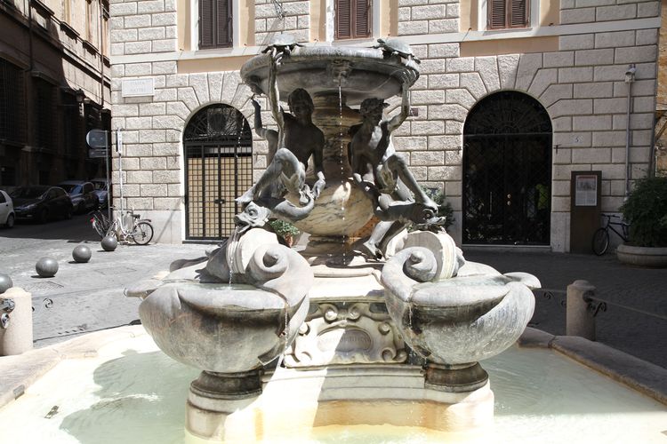 Fontana delle Tartarughe