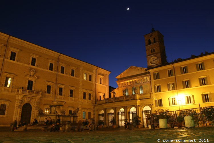 Piazza di Santa Maria in Trastevere