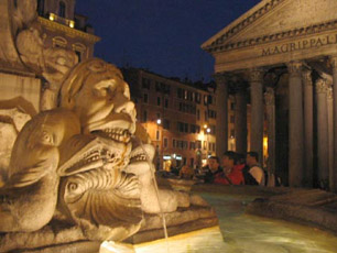 Fontaine - Place de la Rotonde