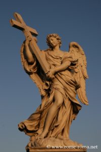 angelo-con-la-croce-ponte-sant-angelo_3545