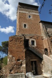 Tour médiévale du Casale de Santa Maria Nova, Via Appia, Rome