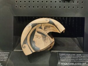 Ancienne céramique étrusque, station Colosseo, métro C, Rome