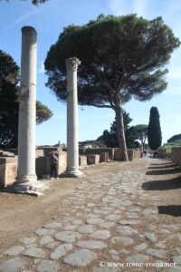 Decumanus Maximus, Ostia antica