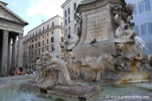 Photo de la fontaine de la Place de la ROtonde à Rome