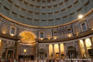 Photo de l'intérieur du Panthéon de Rome