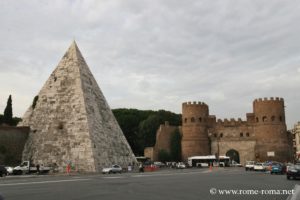 piramide-di-caio-cestio-porta-san-paolo_3660