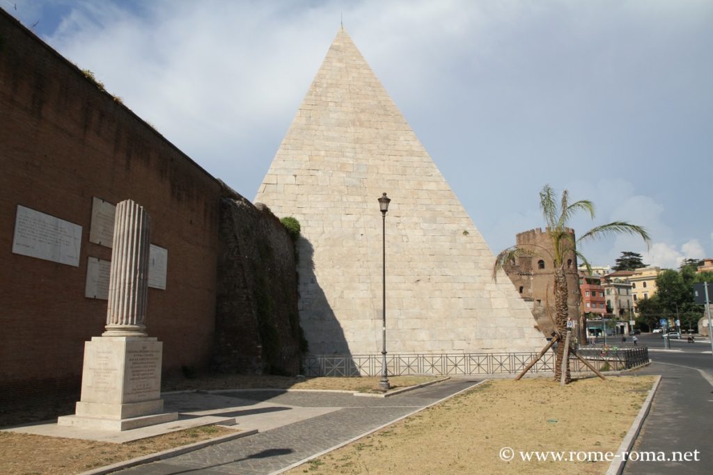 piramide-di-caio-cestio-porta-san-paolo_4255
