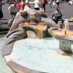 place-d-espagne-fontaine-de-la-barcaccia-rome_9713