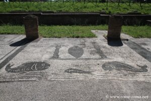 Piazza delle Corporazioni in Ostia