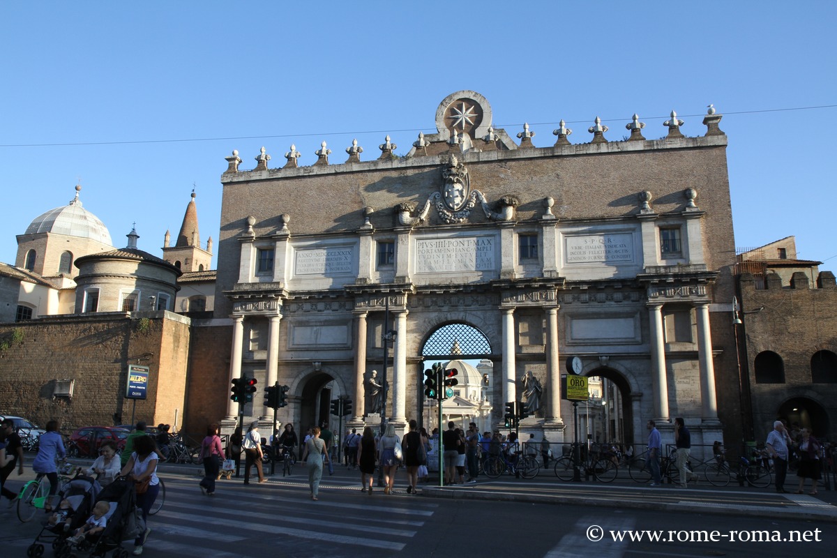 Tour en photos de la Place du Peuple