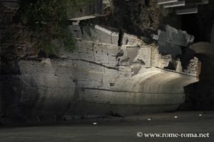 restes-bateau-ile-tiberine-esculape-rome_6015