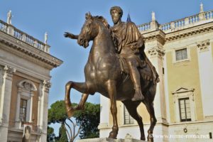 Photo de la Statue équestre de Marc-Aurèle, Place du Capitole à Rome