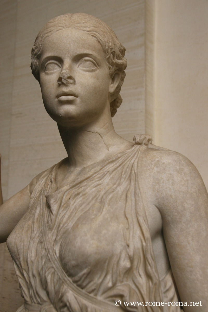 Statue