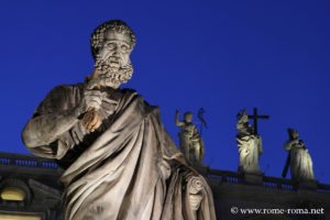 statua-san-pietro-piazza-san-pietro_5703