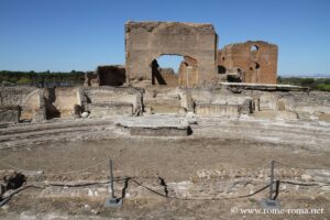 Théatre de la Villa des Quintili à Rome
