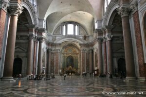 Transept de la basilique Sainte-Marie des Anges à Rome