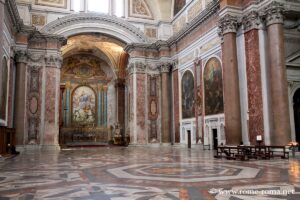 Transept de la basilique Sainte-Marie des Anges à Rome
