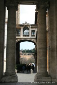 Portique. Palazzo dei Conservatori, Musei Capitolini, Roma