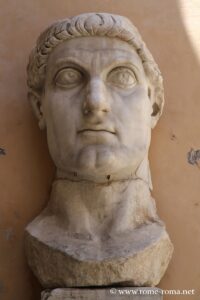 Testa della statua colossale di Costantino, Musei Capitolini, Roma