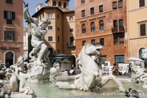 fontaine-de-neptune-place-navone_9988