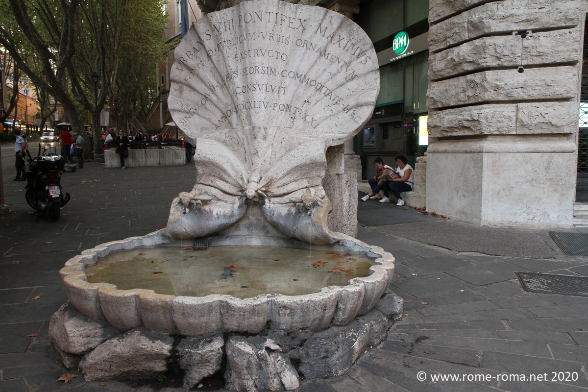 Fontana delle Api