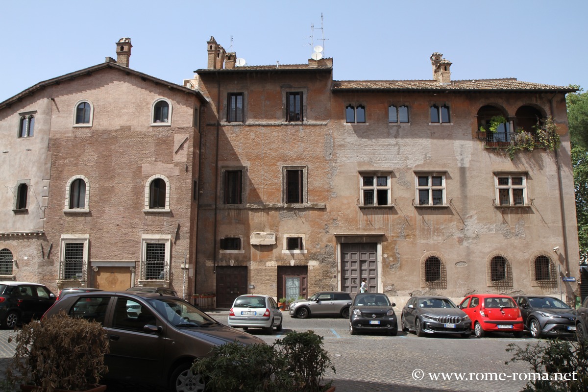 Piazza in Piscinula