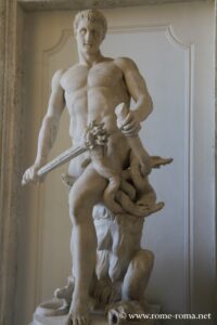 Statua di Ercole, restaurata uccidendo l'idra di Lerna, sculture greco-romane nei Musei Capitolini