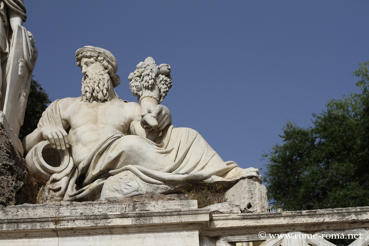 statua-tevere-pincio-piazza-del-popolo-roma_4918