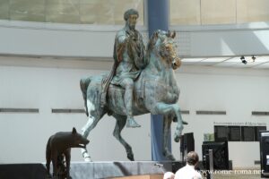 Statua equestre di Marco Aurelio, Musei Capitolici