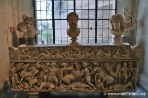Sarcophage avec scènes de batailles entre grecs et amazones, musées du Capitole